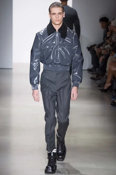Look 31
